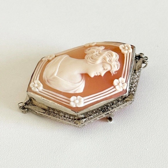 Vintage 14K Solid White Gold Carved Cameo Shell Woman & Flowers Large Brooch Pin - Picture 9 of 16